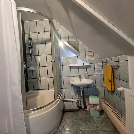 Bed & Breakfast Hangya Panzio